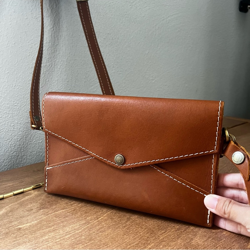 Portland Leather Honey Envelope
